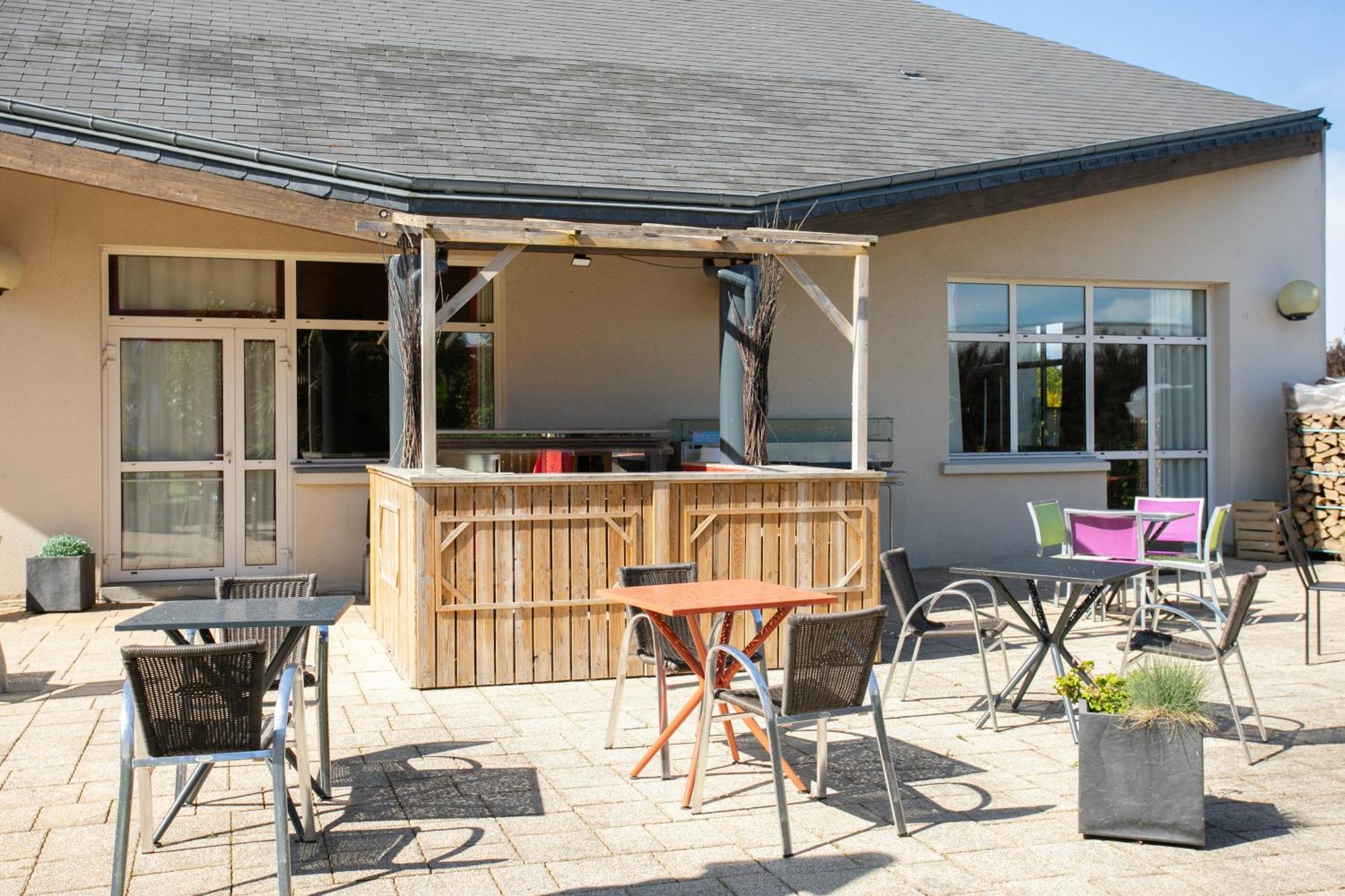 Logis, Hotel Au Chene Vert Plérin Exterior foto